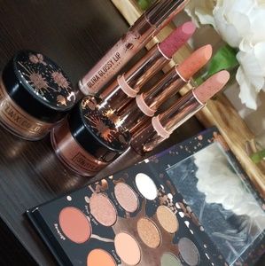 Meet your Posher, Brooklyn I'm selling makeup